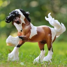 Breyer Gypsy Vanner