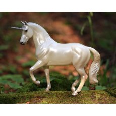 Breyer Lysander Unicorn Breyer Lysander Unicorn